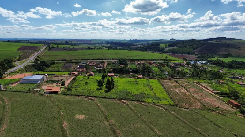 O Que Está Escrito no Terreno: Servidões, Restrições Ambientais e Limitações de Uso Que Todo Comprador na Serra Precisa Conhecer
