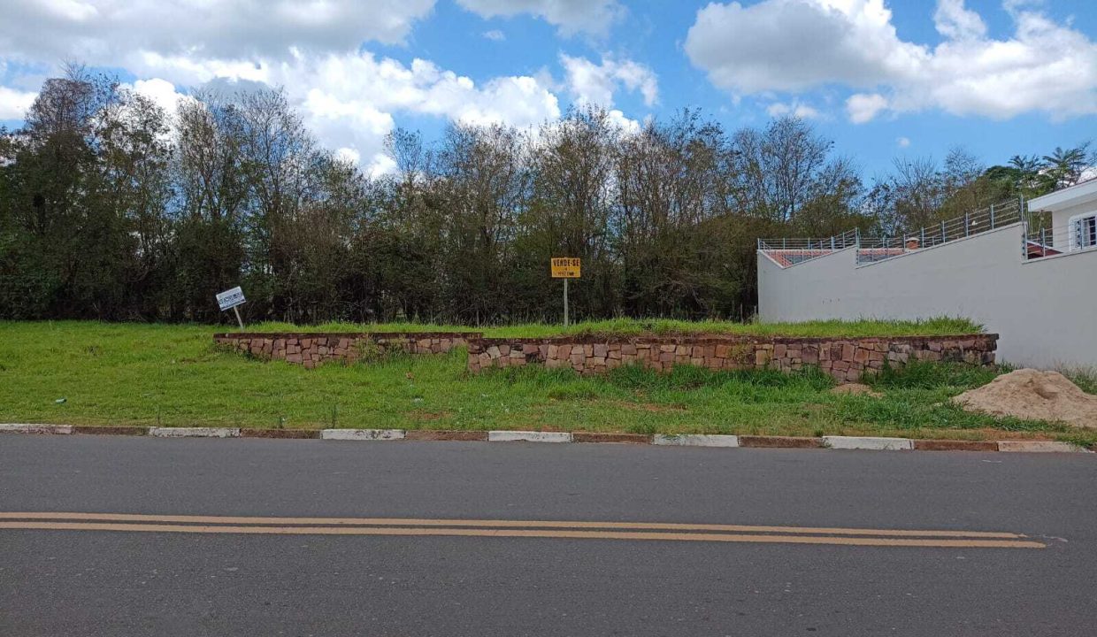 01c1fe26-7e16-43bc-9650-b92927464414