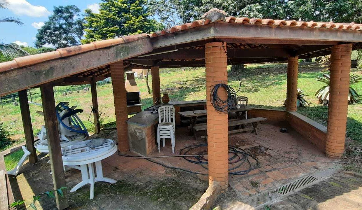 3323c4cb-621b-4d5d-a9c9-9ee37f10777b