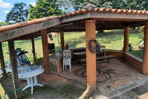 3323c4cb-621b-4d5d-a9c9-9ee37f10777b