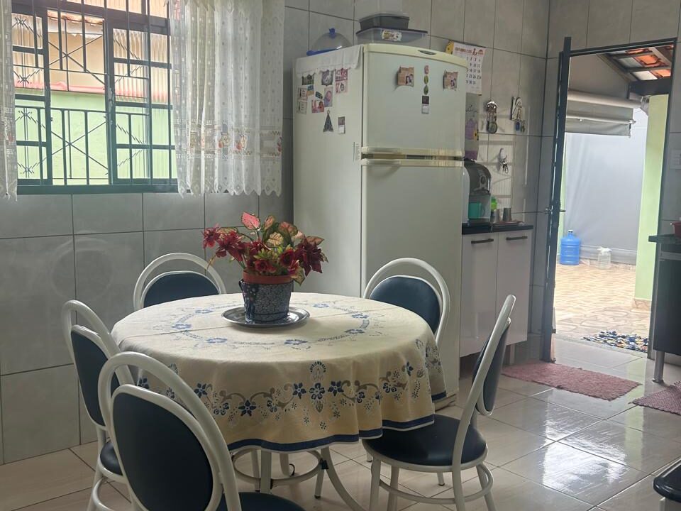 65651132-116c-47da-9cc1-87e0e878377a